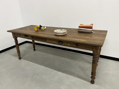 Table de ferme en chêne massif aux pieds tournés, vue 14