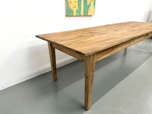 Table XXL en noyer massif aux pieds fuseaux, vue 6