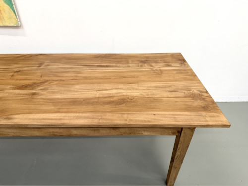 Table XXL en noyer massif aux pieds fuseaux, vue 8