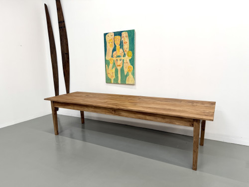 Table XXL en noyer massif aux pieds fuseaux, vue 11