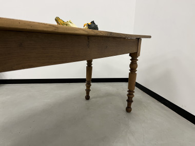 Table de ferme en chêne massif aux pieds tournés, vue 22