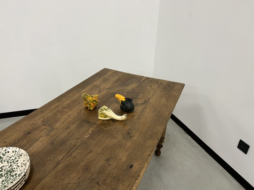 Table de ferme en chêne massif aux pieds tournés, vue 24