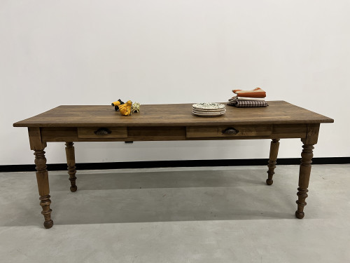 Table de ferme en chêne massif aux pieds tournés, vue 25