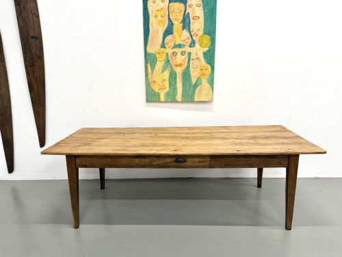 Grande table de ferme ancienne aux pieds fuseaux, vue 4