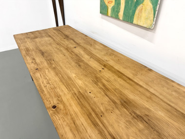 Grande table de ferme ancienne aux pieds fuseaux, vue 8