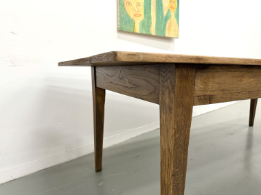 Grande table de ferme ancienne aux pieds fuseaux, vue 19