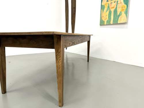 Grande table de ferme ancienne aux pieds fuseaux, vue 26