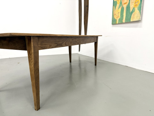 Grande table de ferme ancienne aux pieds fuseaux, vue 28