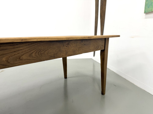 Grande table de ferme ancienne aux pieds fuseaux, vue 29
