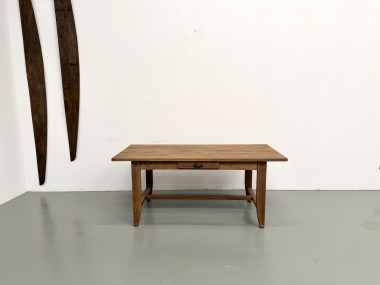 Table de Ferme en Noyer des Années 1930, vue 2