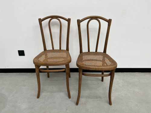 Duo de chaises bistrot Thonet, vue 1