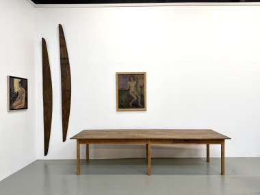 Table XXL à 6 pieds en pin et hévéa massif, vue 2