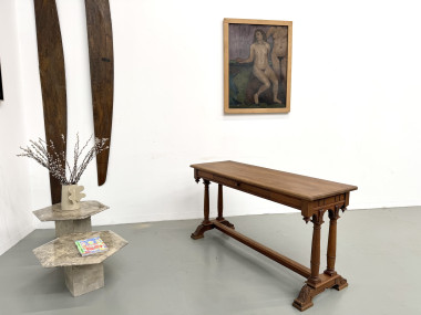Console en chêne sculpté, circa 1900, vue 17