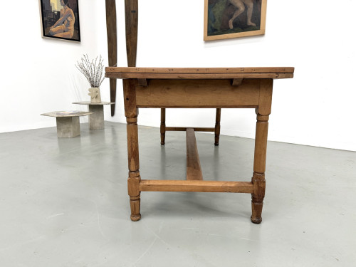 Grande table de ferme à rallonges en merisier massif - Années 1900, vue 24