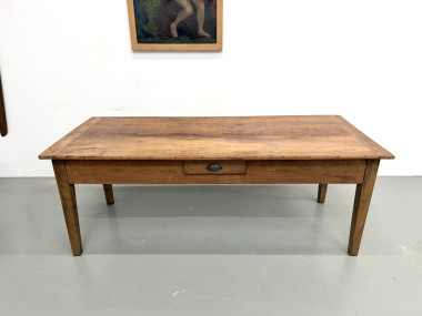 Table en noyer massif - Pieds Fuseaux, vue 5