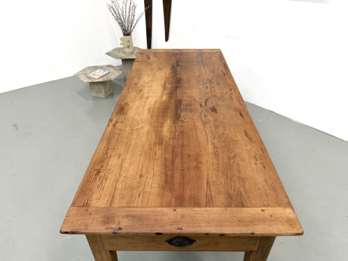 Table en noyer massif - Pieds Fuseaux, vue 24