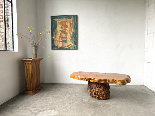 Table basse "forme libre" en orme massif, vue 3
