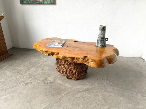 Table basse "forme libre" en orme massif, vue 16
