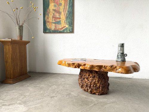 Table basse "forme libre" en orme massif, vue 17