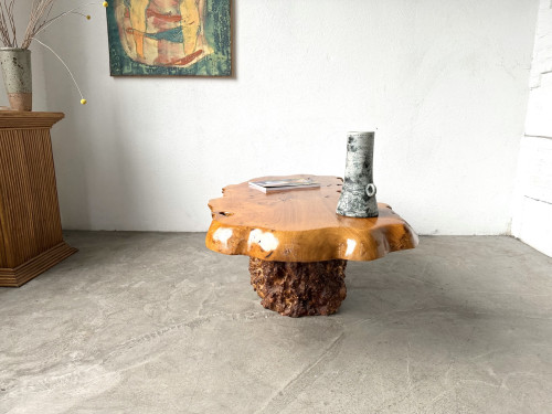 Table basse "forme libre" en orme massif, vue 20