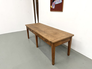 Grande Table de Ferme Années 50 – Plateau Chêne & Pieds Fuseaux (220 cm), vue 21
