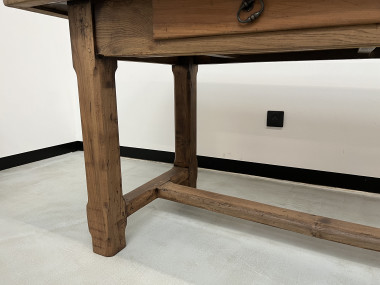 Table de ferme des années 50 en chêne et noyer, vue 13