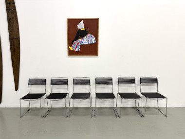 Série de 6 Chaises "Spaghetti" Design Italien Années 80 – Noir & Chrome, vue 2