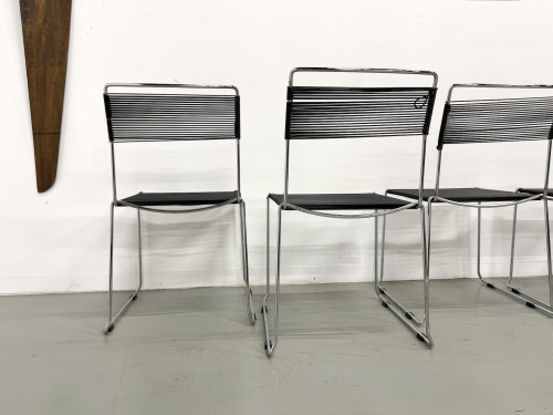 Série de 6 Chaises "Spaghetti" Design Italien Années 80 – Noir & Chrome, vue 23