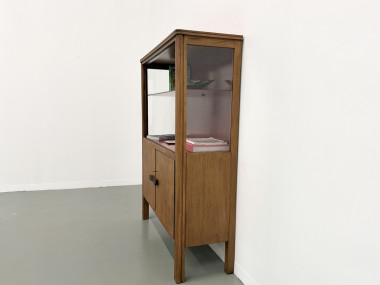 Bibliothèque moderniste brésilienne des années 50 en bois exotique et laque rouge, vue 28