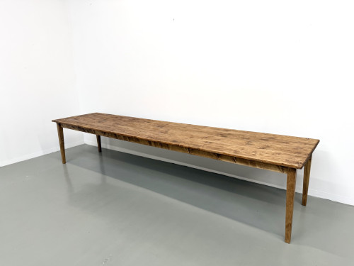 Grande table de ferme XXL en pin massif et pieds fuseaux années 50, vue 3