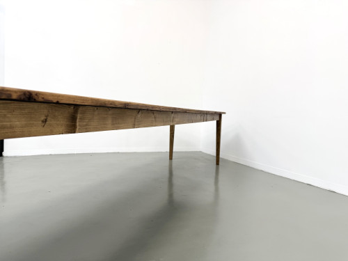 Grande table de ferme XXL en pin massif et pieds fuseaux années 50, vue 22