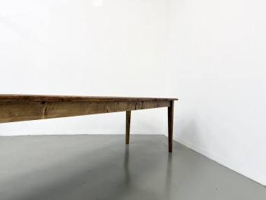Grande table de ferme XXL en pin massif et pieds fuseaux années 50, vue 23
