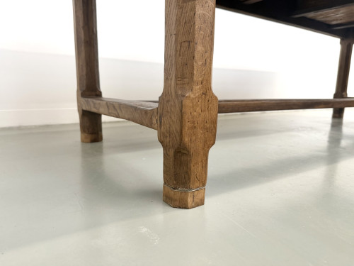 Table de ferme française authentique de 1890 en chêne massif à deux tiroirs, vue 12