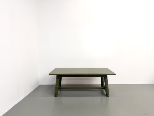 Table à manger laquée vert olive glossy — DLG Georges Robert, Circa 1970, vue 1