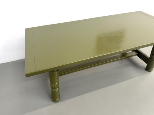 Table à manger laquée vert olive glossy — DLG Georges Robert, Circa 1970, vue 3