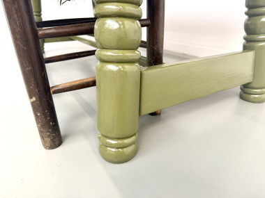 Table à manger laquée vert olive glossy — DLG Georges Robert, Circa 1970, vue 10