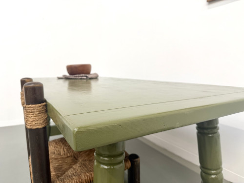 Table à manger laquée vert olive glossy — DLG Georges Robert, Circa 1970, vue 13