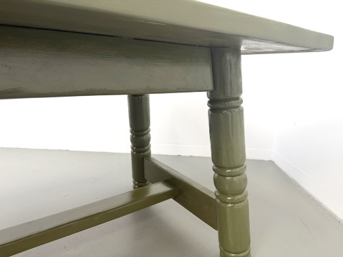 Table à manger laquée vert olive glossy — DLG Georges Robert, Circa 1970, vue 32