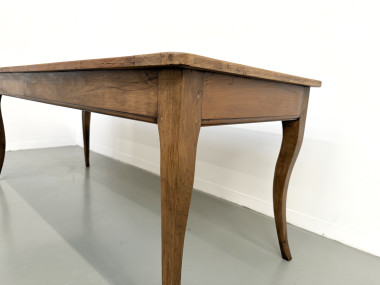 Table de ferme en merisier massif — Pieds sabres, Circa 1880, vue 13