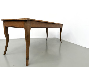 Table de ferme en merisier massif — Pieds sabres, Circa 1880, vue 17