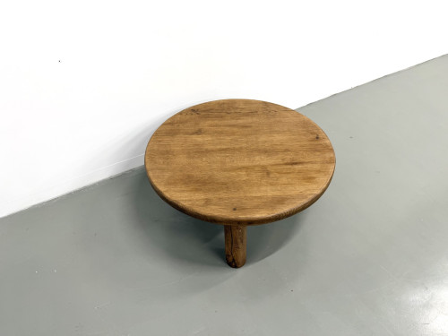 Table basse moderniste tripode en chêne massif, DLG Perriand, Chapo, années 50, vue 14