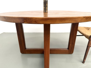 Table ronde moderniste en orme massif, piètement croisé, DLG Perriand, Chapo, années 50-60, vue 9