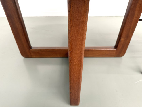 Table ronde moderniste en orme massif, piètement croisé, DLG Perriand, Chapo, années 50-60, vue 10