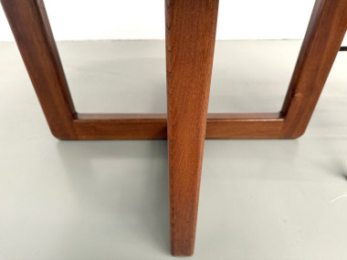 Table ronde moderniste en orme massif, piètement croisé, DLG Perriand, Chapo, années 50-60, vue 10
