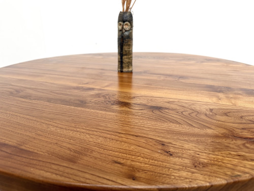 Table ronde moderniste en orme massif, piètement croisé, DLG Perriand, Chapo, années 50-60, vue 12