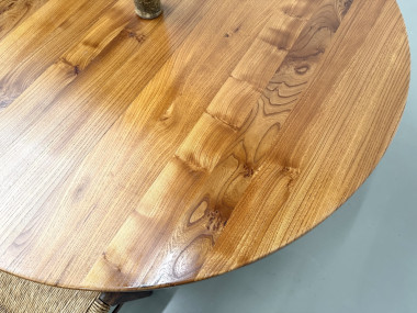 Table ronde moderniste en orme massif, piètement croisé, DLG Perriand, Chapo, années 50-60, vue 18