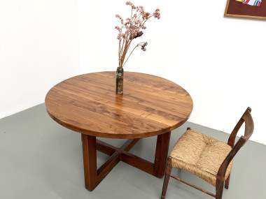 Table ronde moderniste en orme massif, piètement croisé, DLG Perriand, Chapo, années 50-60, vue 21