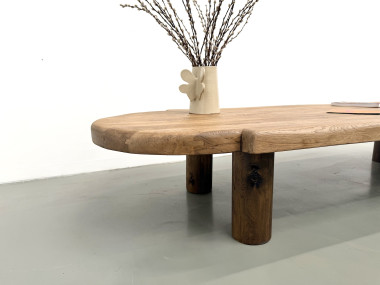 Table basse XXL ovale en chêne massif, piètement cylindrique, années 50, vue 18