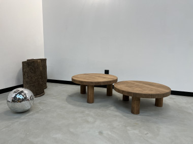 Duo de tables basses circulaires "mid century", vue 3