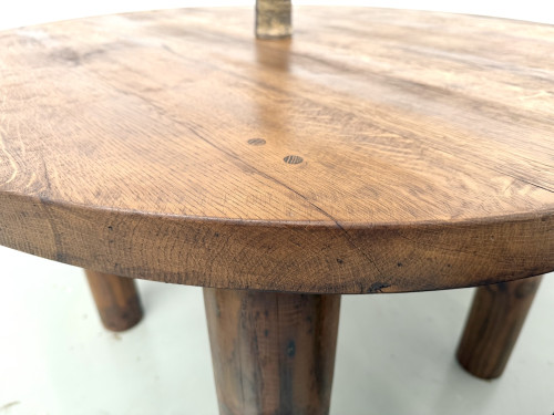 Table ronde moderniste chêne massif, piètement cylindrique pin, DLG Perriand, Chapo, années 50, vue 9